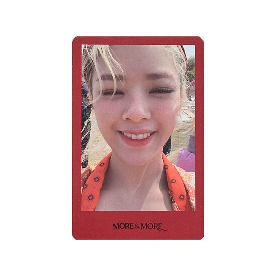 PHOTOCARD | TWICE [MORE & MORE]